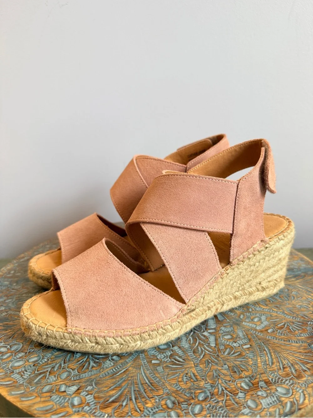NWT! Jutelia pale pink suede wedge heel espadrilles size 39